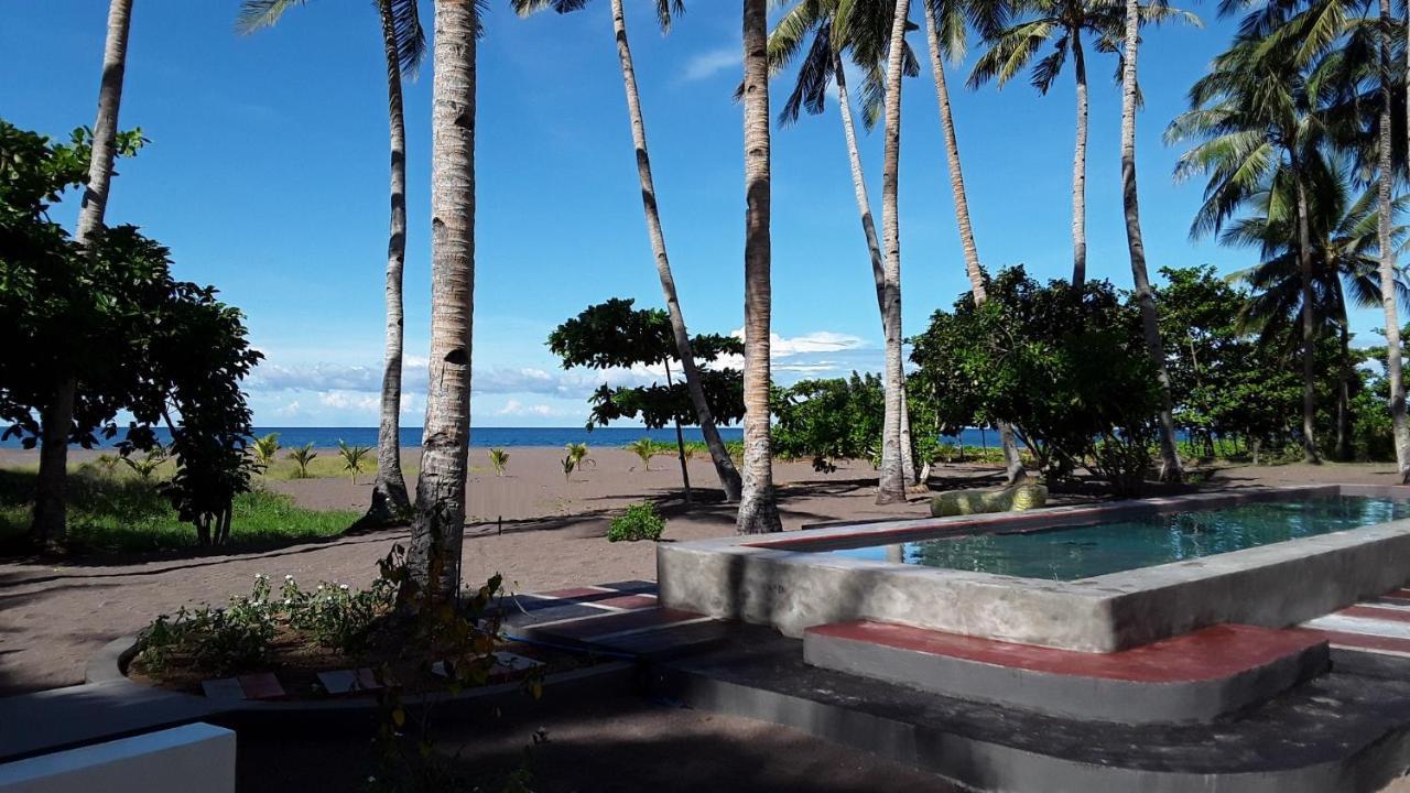 Somewhere Else Boutique Resort Mambajao Exterior foto