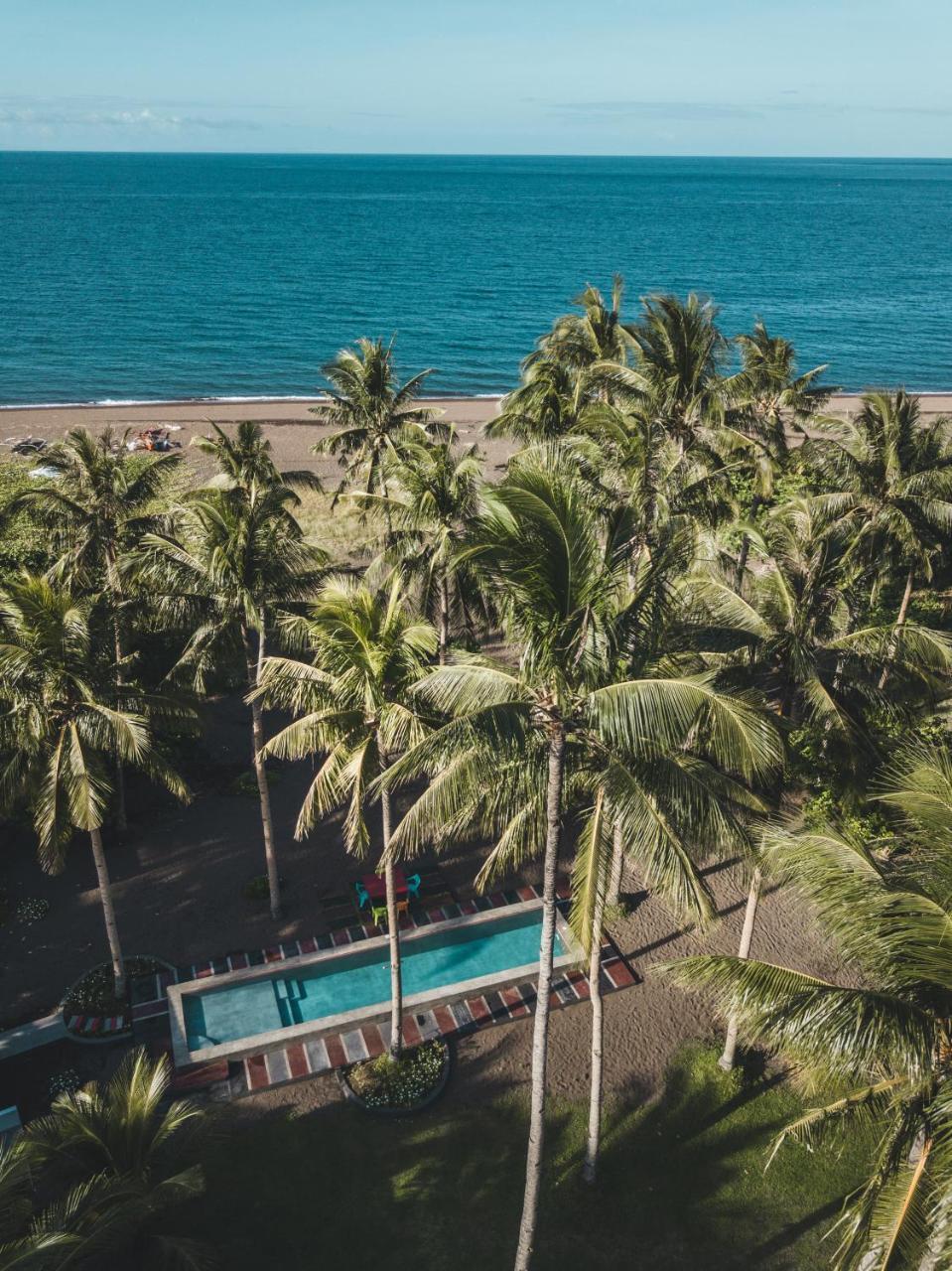 Somewhere Else Boutique Resort Mambajao Exterior foto